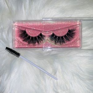 Eye lash extensions